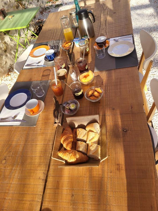 Bastide De La Madeleine Bed & Breakfast Pougnadoresse Ngoại thất bức ảnh